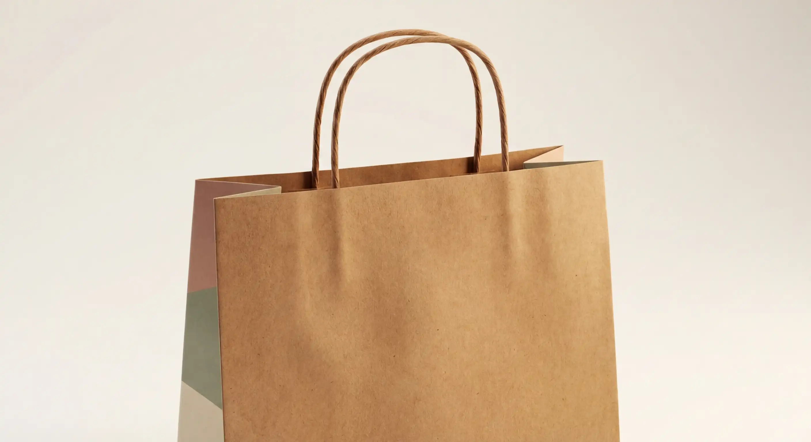 活動紙袋印刷成品展示，說明 500 個起的快速客製方案，協助主辦單位規劃最划算的活動紙袋訂製預算與流程。