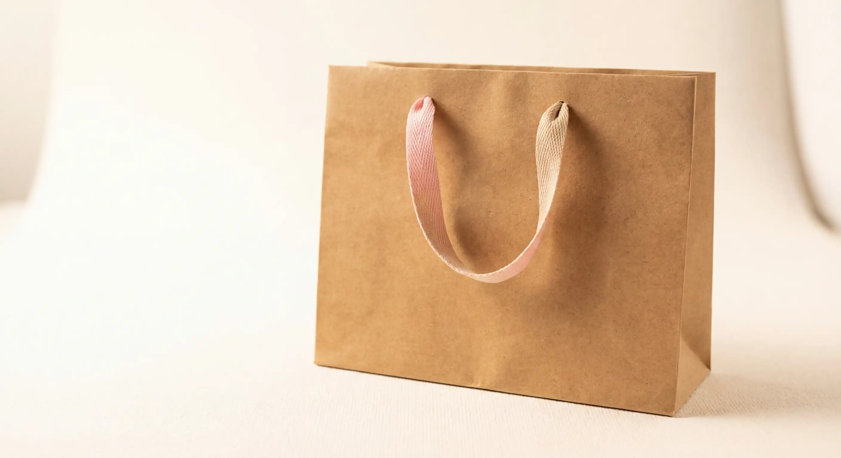 聖誕節、情人節、母親節禮品袋設計：節慶紙袋怎麼做最有感？，節慶禮品袋相關包裝說明圖