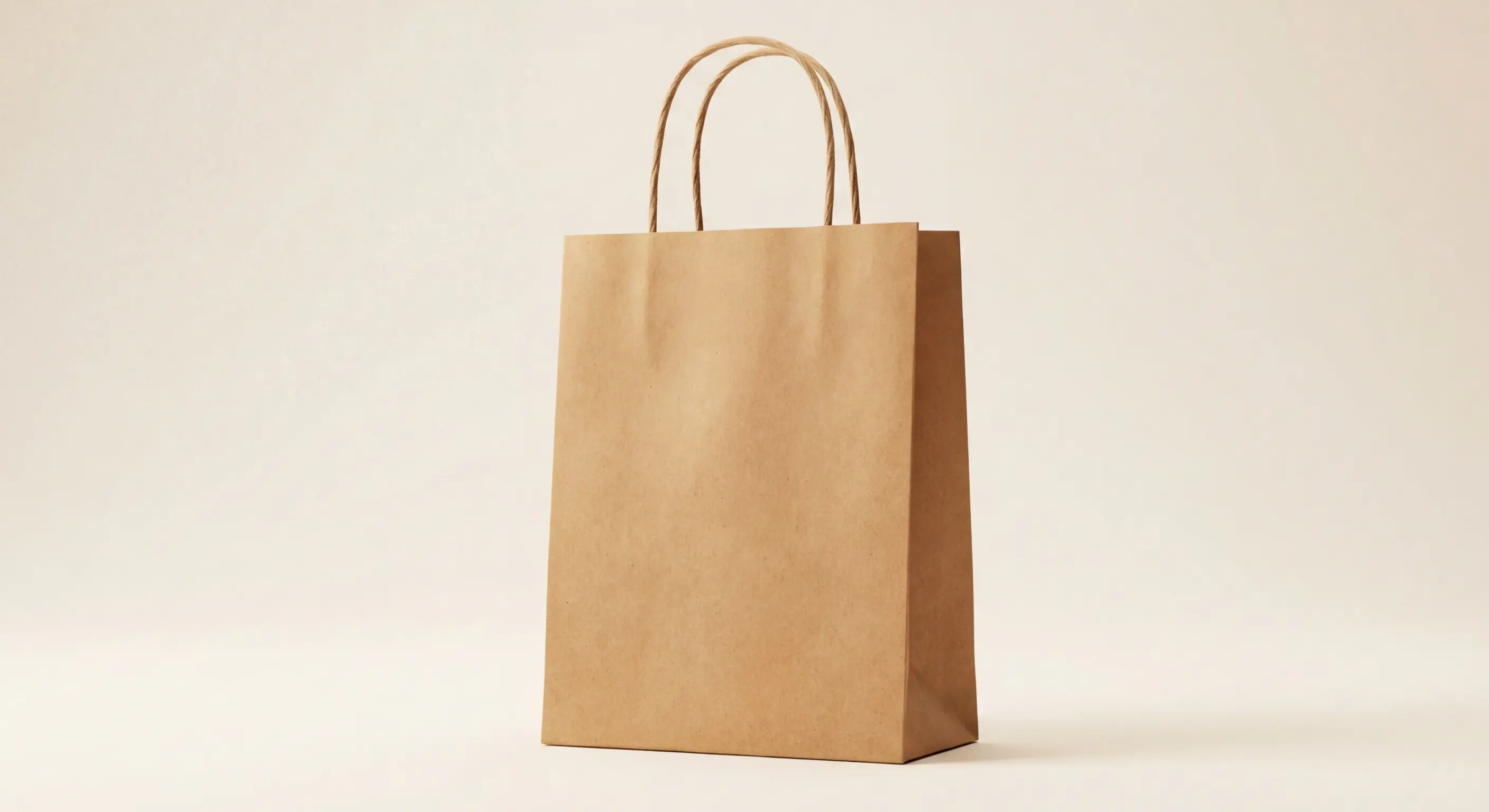 三種茶葉包裝袋材質比較：牛皮紙袋、鋁箔袋、棉布束口袋