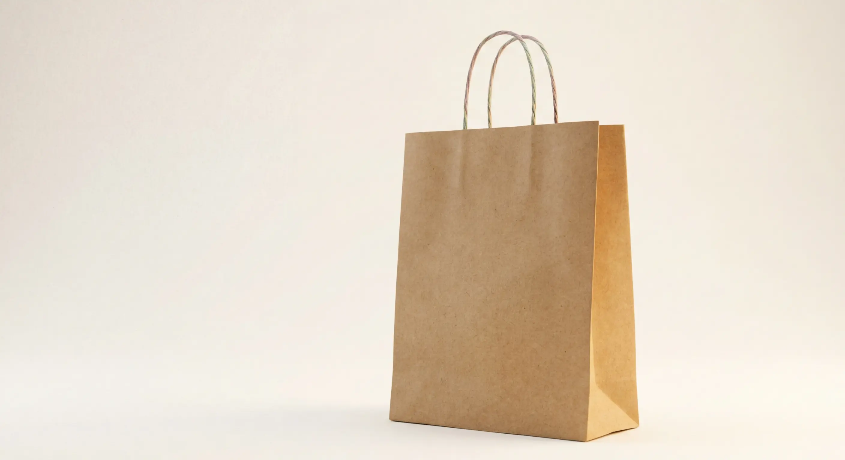 紙袋白樣與色樣打樣流程圖,說明打樣費用與時程安排,協助品牌了解紙袋打樣前的準備事項與完整流程。